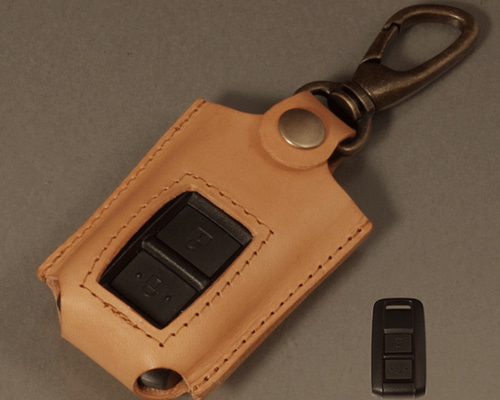 トヨタ ランドクルーザー70 復刻モデル スマートキーケース 本革