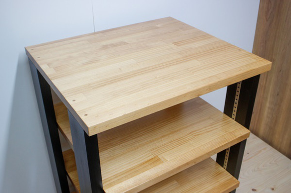 棚板の高さを自由にセットできる木製（無垢材）オーディオラック１R4タイプ （TS670-P25-2C）注文後製作 木材 K1656861637(12675円)