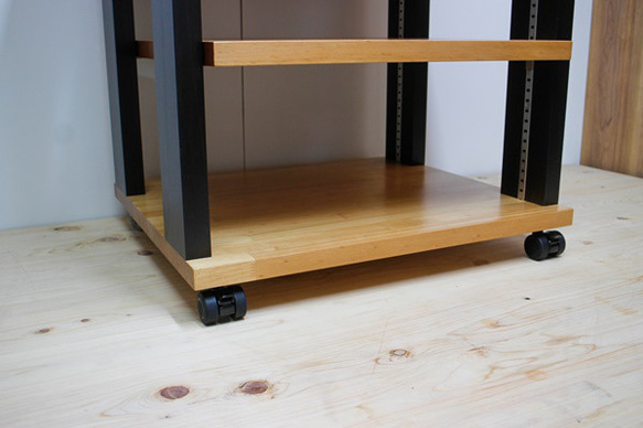 棚板の高さを自由にセットできる木製（無垢材）オーディオラック１R4タイプ （TS670-P25-2C）注文後製作 木材 K1656861637(12675円)