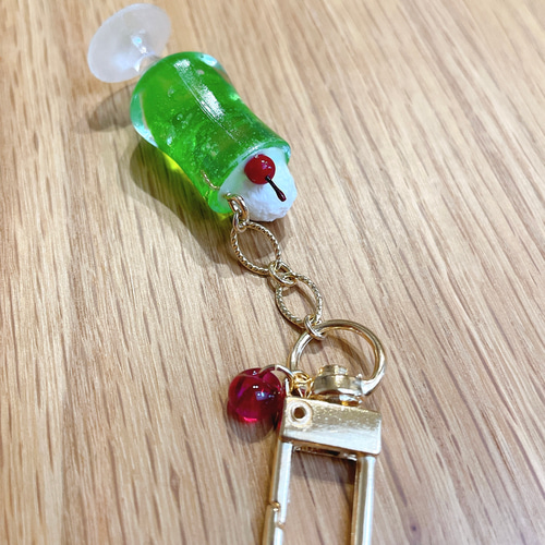 クリームソーダ　キーチェーン　キーホルダーセット➕ピンバッジ クリームソーダ キーチェーン キーホルダーセット➕ピンバッジ