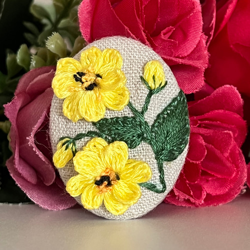 刺繍ブローチ ヘアゴム 花 ハンドメイド くるみボタン ブローチ
