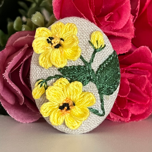 刺繍ブローチ ヘアゴム 花 ハンドメイド くるみボタン ブローチ