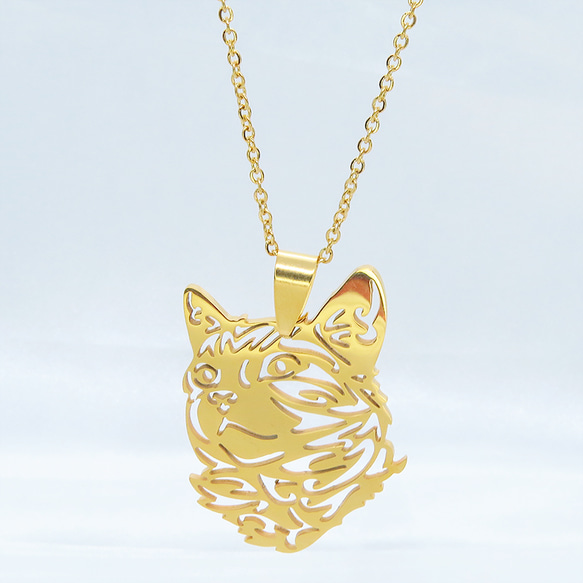 【再々販】ゴールドカラー リアルな猫フェイスモチーフのペンダントネックレス ダイカット スレンレス製 メンズ レディース 4枚目の画像