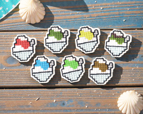 練乳のかき氷【ブローチ】バッチ バッジ スイーツ 食べ物 デザート 夏