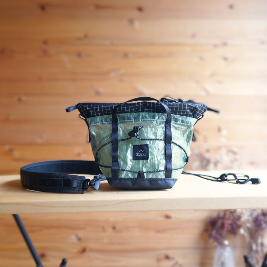 DCF・グリーン｜ちびちびハイカーサコッシュ・XS/登山・キャンプ・アウトドア・ミニバッグ・トート・防水