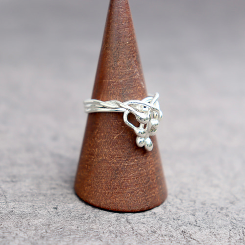 線玉リング シルバー950 彫金 一点物 デザインリング シルバーリング