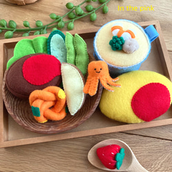 子供が喜ぶオムライス、大好評「作ってワクワクお弁当」第2弾／初めて