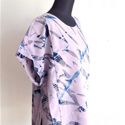 伝統織物のトップブランド塩沢紬（色無地）に本藍染めを施した洋服オリジナルブランド『ツムギンブルー』（ベストＢ） 2枚目の画像