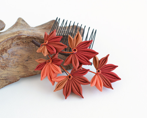 紅葉〔もみじ〕✤コーム つまみ細工 髪飾り 訪問着 着物 紅葉 和装小物
