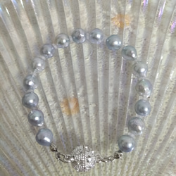 あこや本真珠（日本産）のナチュラルグレーカラーのマグネット式ブレスレット 5枚目の画像