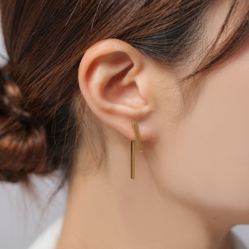 再販10超】つけっぱなしOK！3wayバーピアス【サージカルステンレス