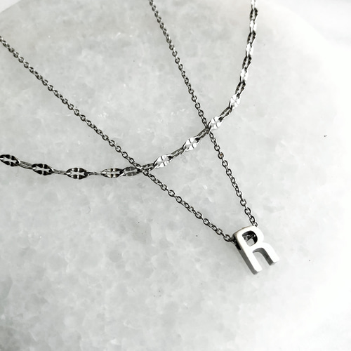 Creema限定】金属アレルギー対応 イニシャルネックレス＆ウェーブ  