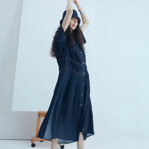 デニム調 プリーツロングワンピース ウエストベルト ポケット付き