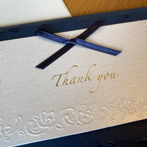 新商品！イタリア製 サンキューカード『エンボス加工 花柄』～中紙