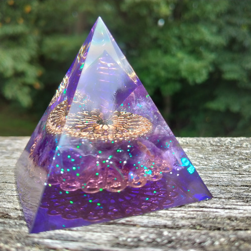 浄化をサポートする】オルゴナイト アメジスト 曼荼羅 宇宙 綺麗