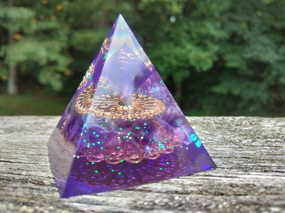 流れる星のキューブ・オルゴナイト【アメジスト】 流れる星のキューブ・オルゴナイト【アメジスト】