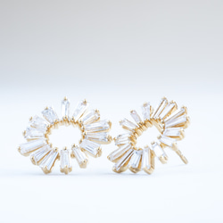 Taper cut diamond Earrings / Spark 3枚目の画像