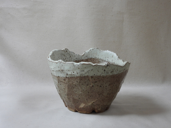 山肌陶製植木鉢(白) 4枚目の画像