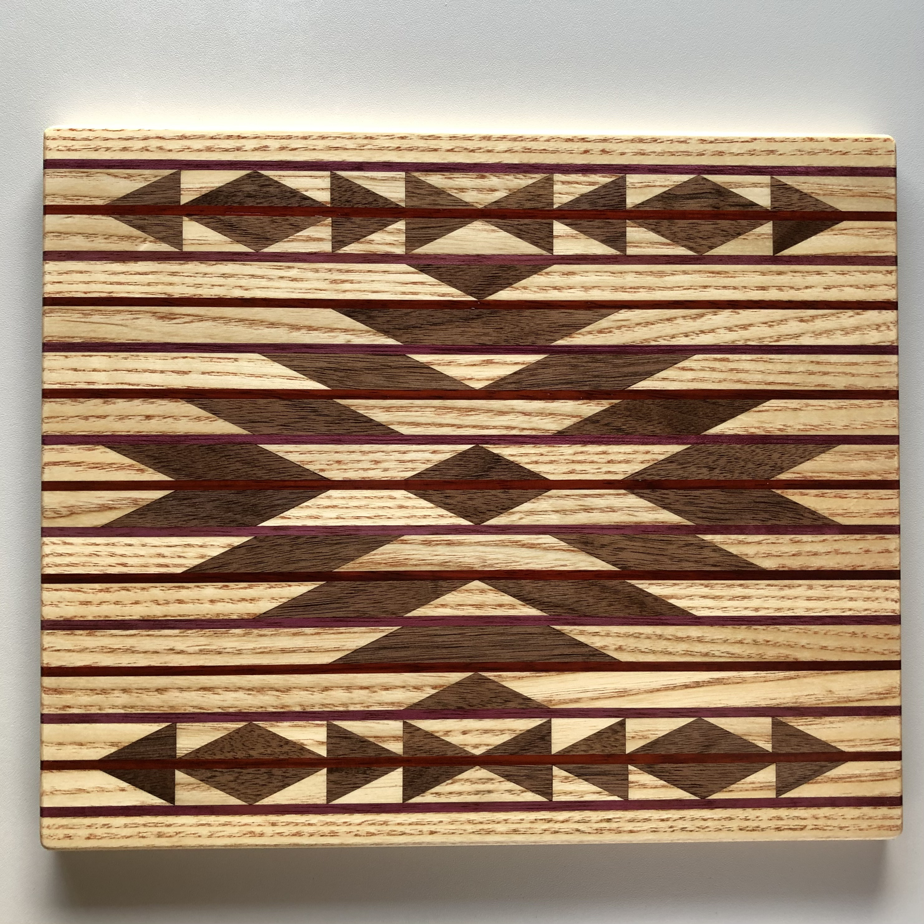 カッティングボード ネイティブ柄 (A-1) 幅298 x 縦248 厚さ14mm