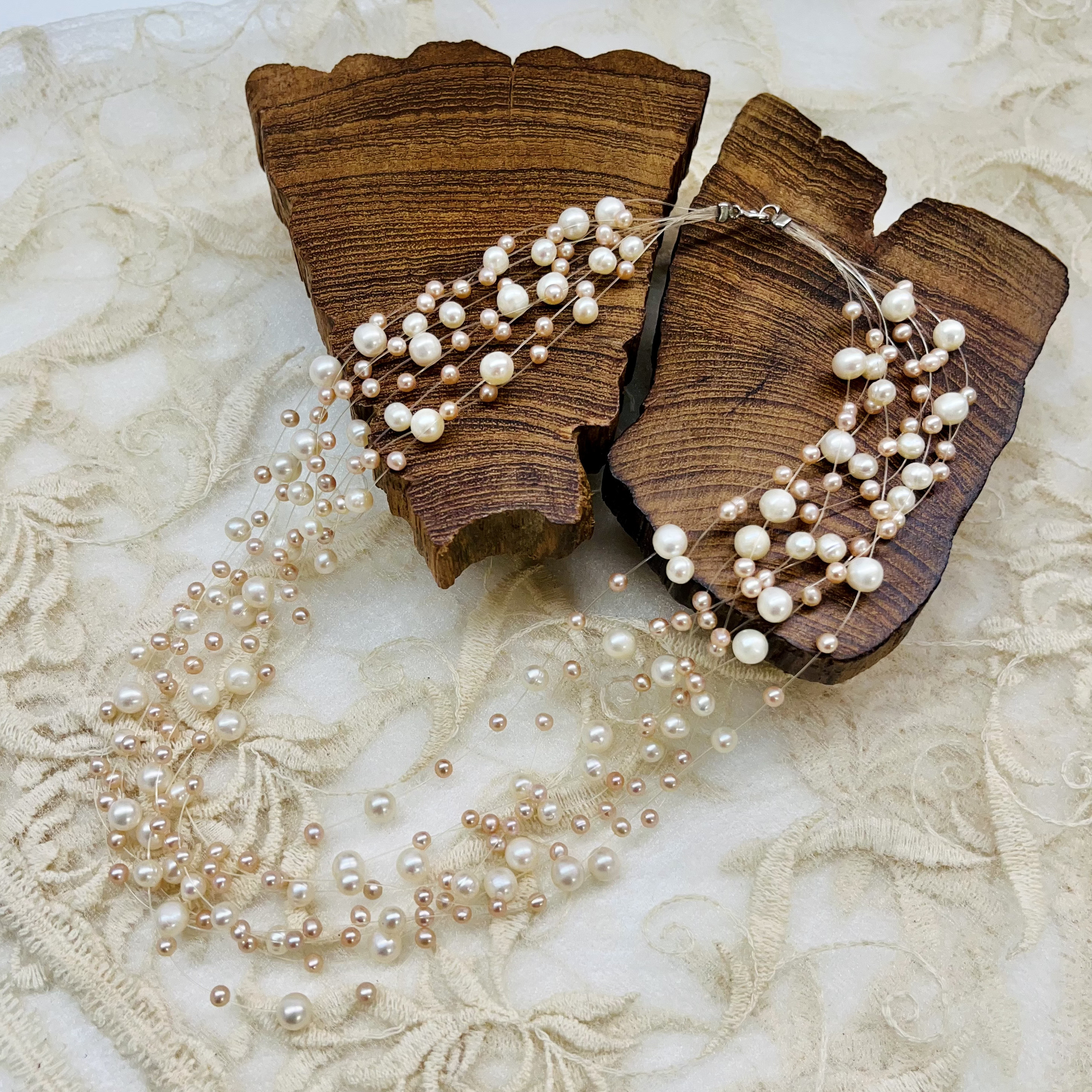 淡水真珠（白・ピンク）多連テグス ネックレス