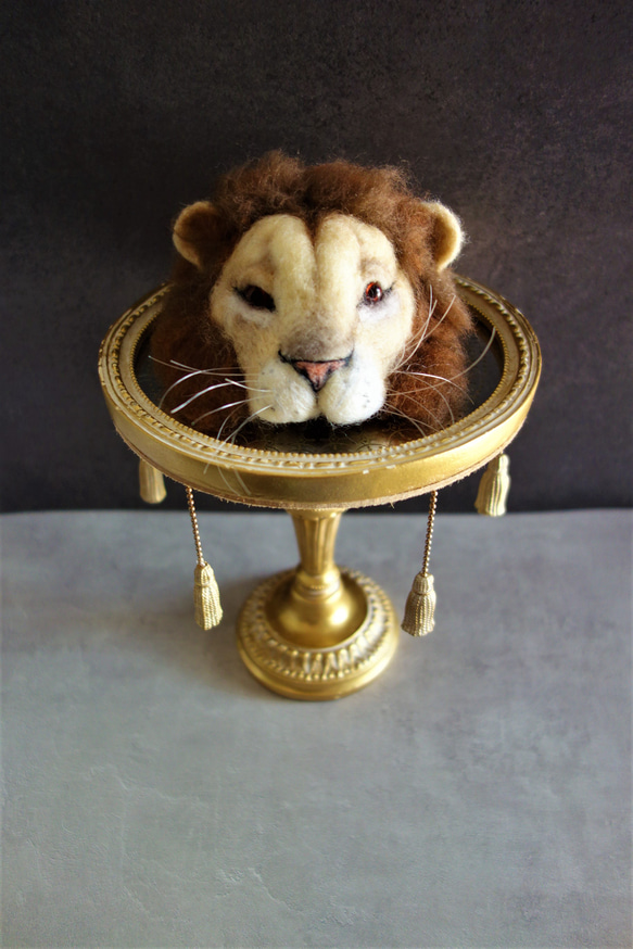 ライオンの被り物（ドール用帽子）　ブライス　ドール　　羊毛フェルト　 1枚目の画像
