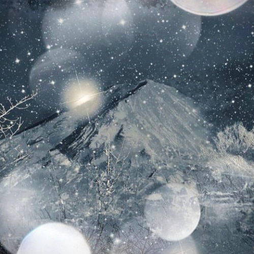 冬富士と三日月」三日月 富士山 幻想的 モノクロ 星 冬 おしゃれ 絵画