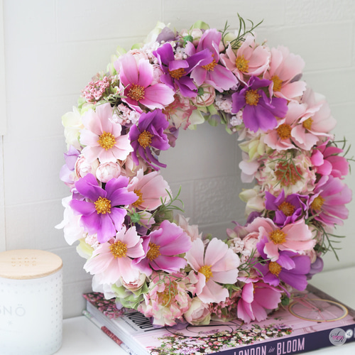 特集掲載』ナチュラルコスモスのリース（直径約32cm） リース sarasa