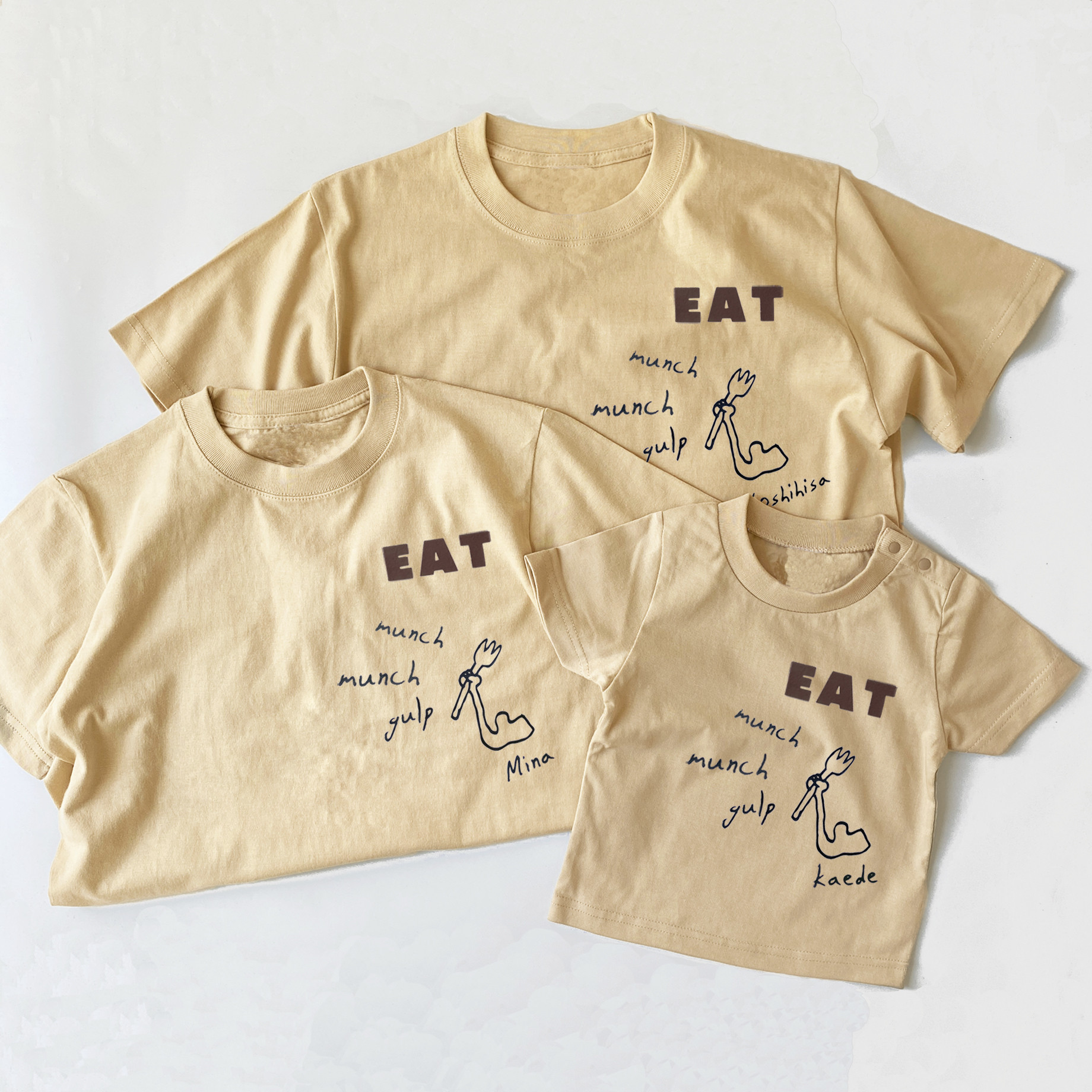 “EAT”ファミリーTシャツ 名入れ可 親子Tシャツ キャンプや家族写真にも♡