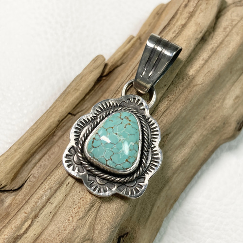 サンシャインリーブスロイストン・ターコイズペンダントヘッド