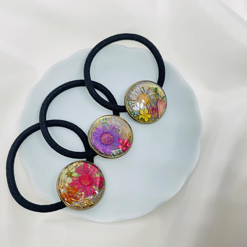 ヘアゴム】本物のお花を使った大人可愛いレジンヘアゴム♡/ヘア