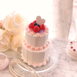 薔薇と小花のクレイクリームケーキ 婚禮背板 クレイケーキ