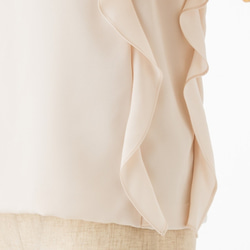 【大人気！透けない白ブラウス】シーズンレスに使える一枚で透けないホワイトブラウス 日本製ショートフレアブラウス 17枚目の画像