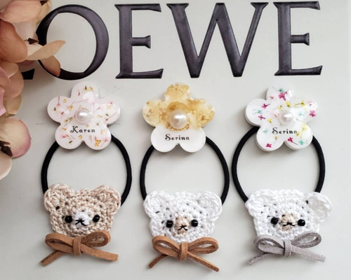 オーダーメイド＊手編みのくまさんのお名前入りヘアゴム＊ 出産祝い