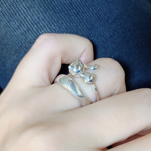 キュートな猫ネコちゃんSV925リングR0517 指輪・リング Ringo 通販