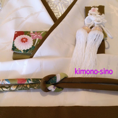 正絹】 花嫁 懐剣 筥迫 抱え帯 丸ぐけ4点 松葉色 ブラウン 桐箱付 はこ  