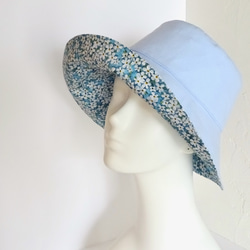 リバーシブル　夏の帽子（ライトブルー） 1枚目の画像