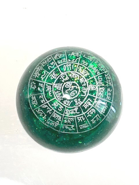 オルゴナイト　ドーム型　龍体文字フトマニ図　グリーン