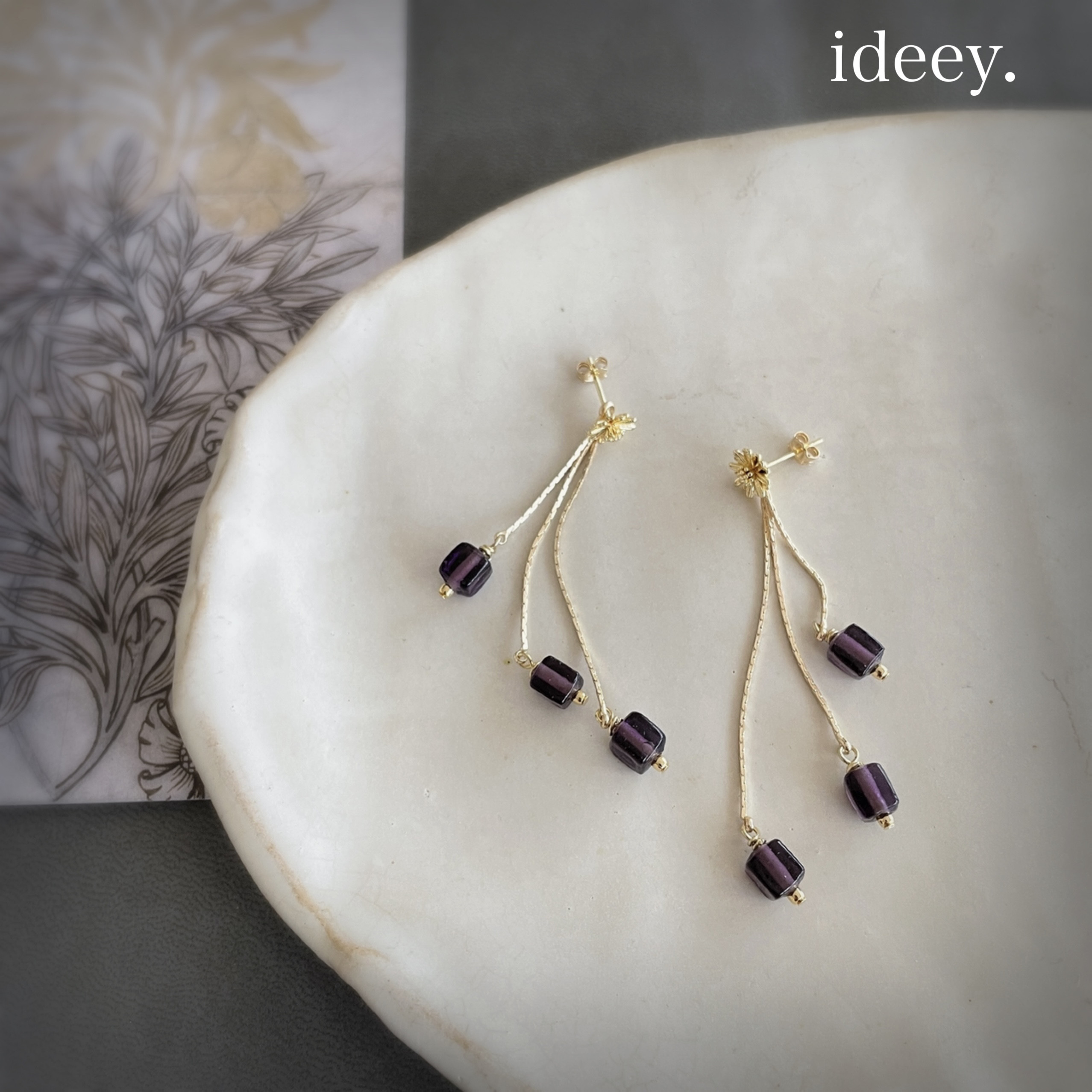 ヴィンテージムラーノガラス ゆれる14kgfデイジーピアス〈319〉