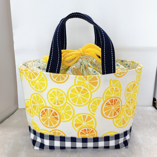 生成り生地のレモン柄巾着バッグ 弁当袋・風呂敷 💜🎀Pinky_Rose1117