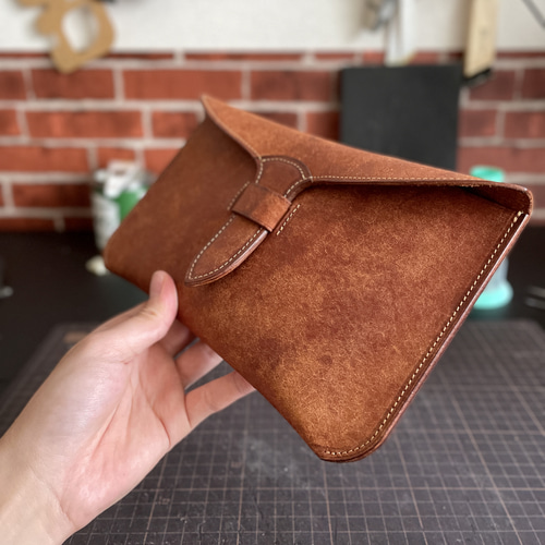 バッグインバッグにも♪】 イタリアンレザーのレザーポーチ ポーチ Mz