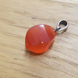 オレンジ（橙） ペンダントトップ の人気通販｜Creema(クリーマ