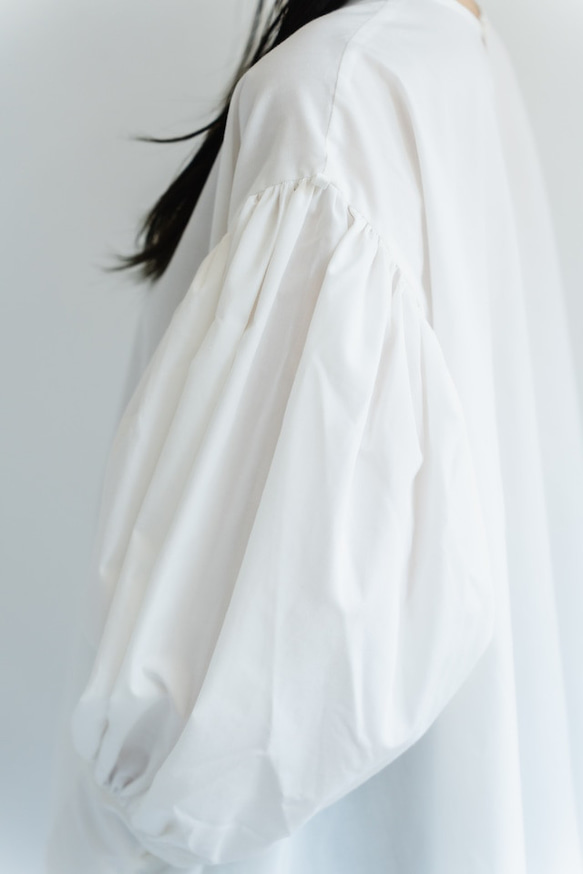 【完売】リボンフレアブラウス　ホワイト　sai　日本製　ブラウス　セレモニー　体型カバー　フリーサイズ　即納 7枚目の画像