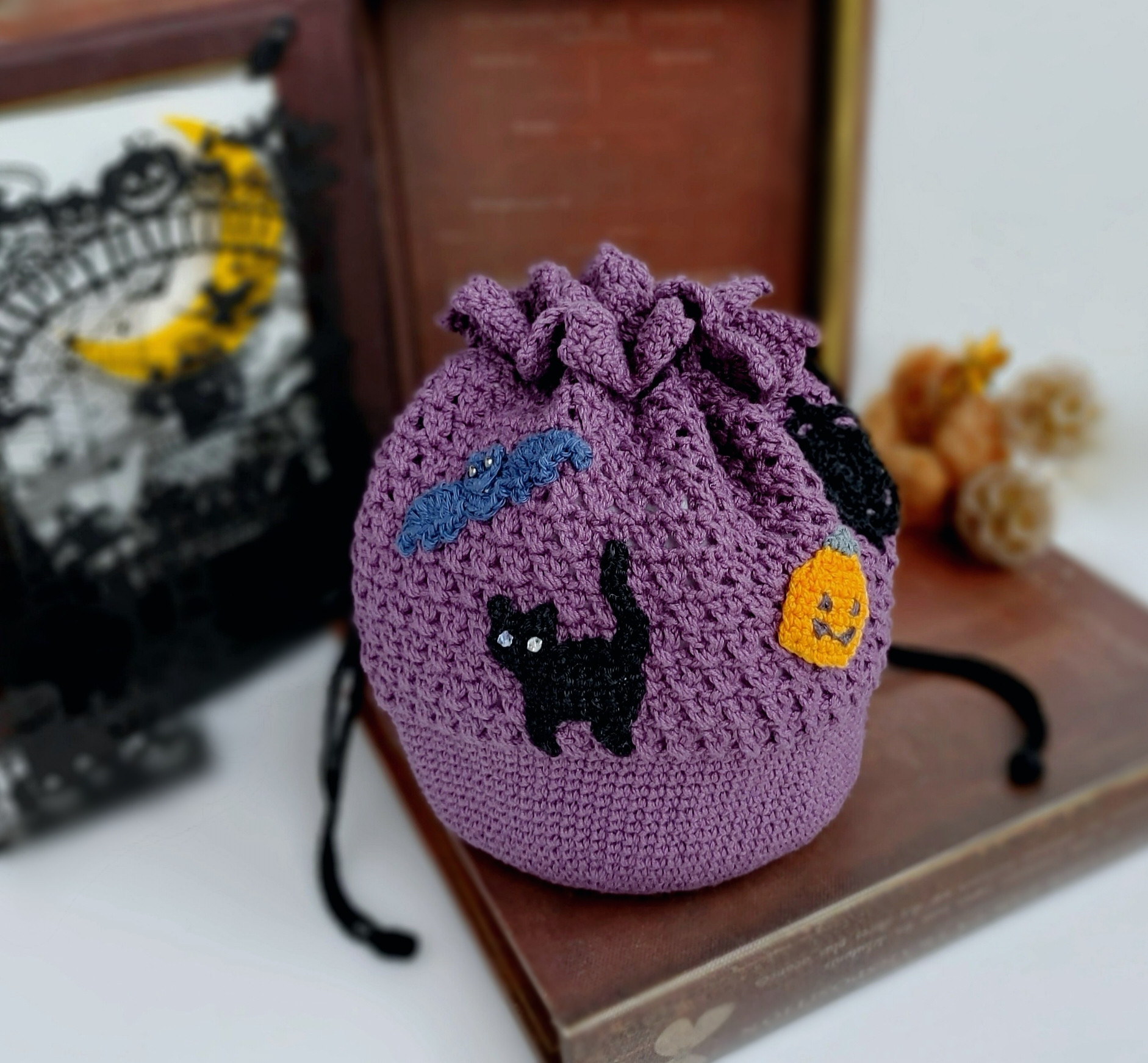 ハロウィン】モチーフ編みアップリケのころりんポーチ(BOX入り