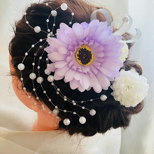 紫パールの飾り物 チェーン付き つまみ細工帯留め 帯飾り 紫 白 金