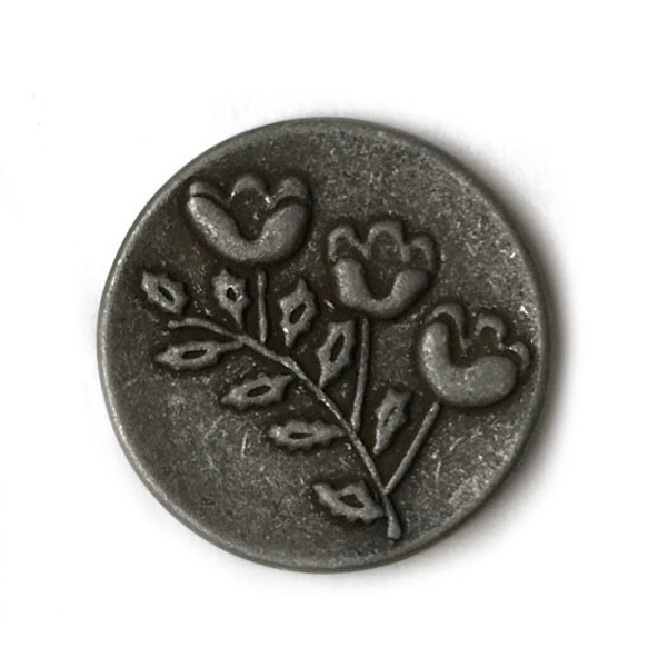 ドイツ製メタル ボタン-三輪の花LL　2038　花 1枚目の画像