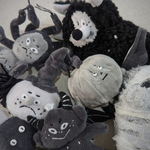 ミイラ風手作り一点物　怖くてカワイイ人形2 Amazon.co.jp: Zerodeko 1PCハロウィーン人形ミイラ、怖いゾンビ