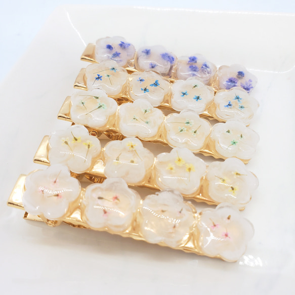 押し花　ヘアクリップ 小花を閉じ込めて」押し花 ヘアクリップ ヘアアクセサリー 髪