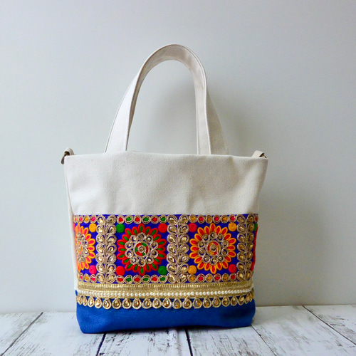 雫ビーズとカラフルな糸のインド刺繍トートバッグ【Sサイズ