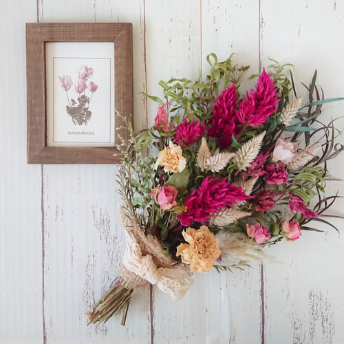 秋色ピンク・ケイトウと薔薇・ユーカリのエレガントで可愛い