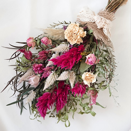 秋色ピンク・ケイトウと薔薇・ユーカリのエレガントで可愛い